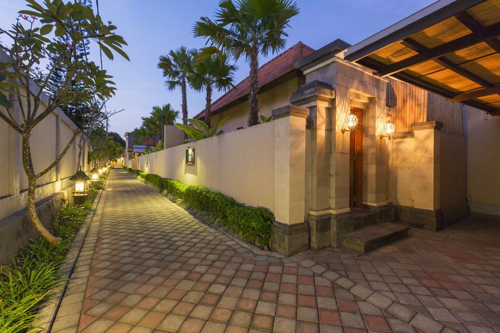 Kubal Villa Seminyak Buitenkant foto