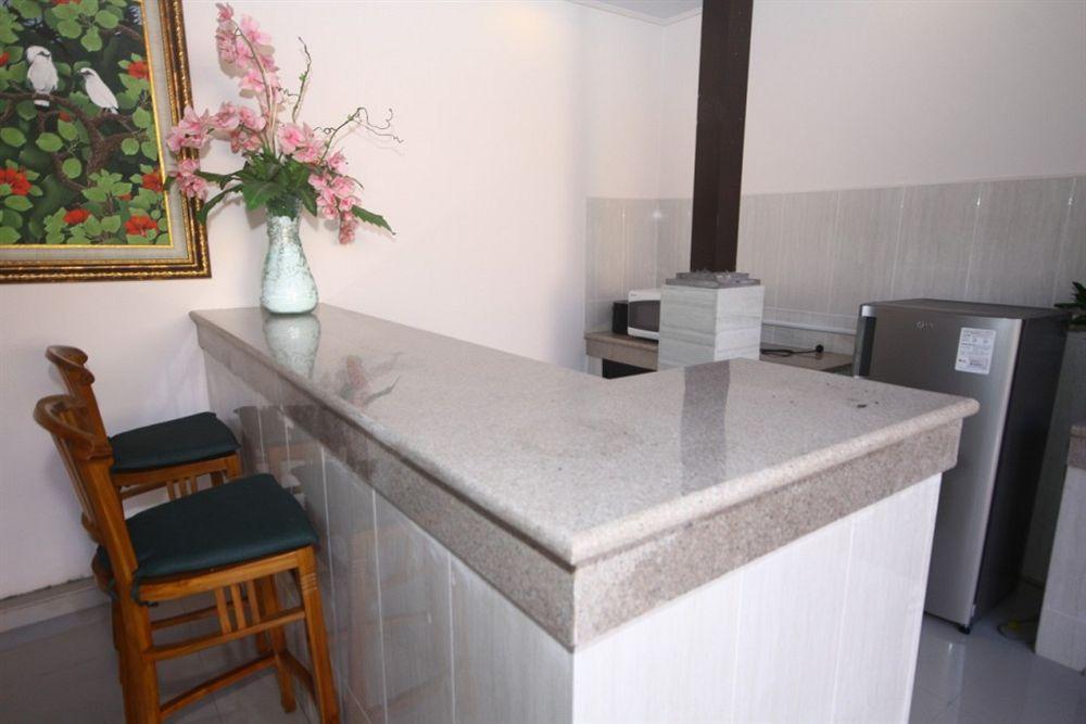 Kubal Villa Seminyak Buitenkant foto