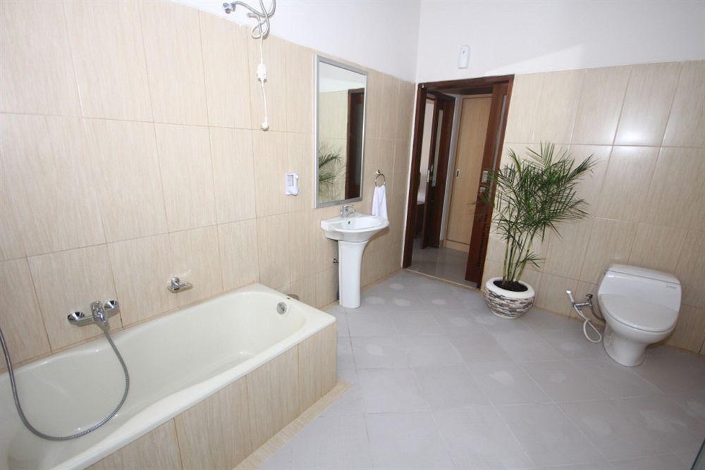 Kubal Villa Seminyak Buitenkant foto