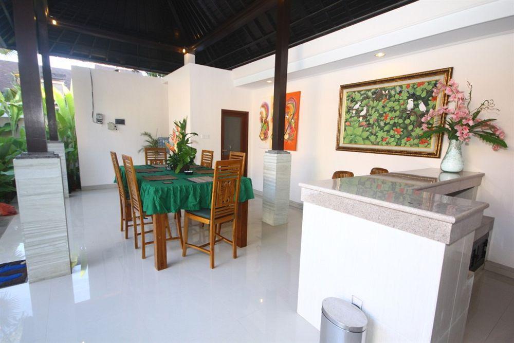 Kubal Villa Seminyak Buitenkant foto