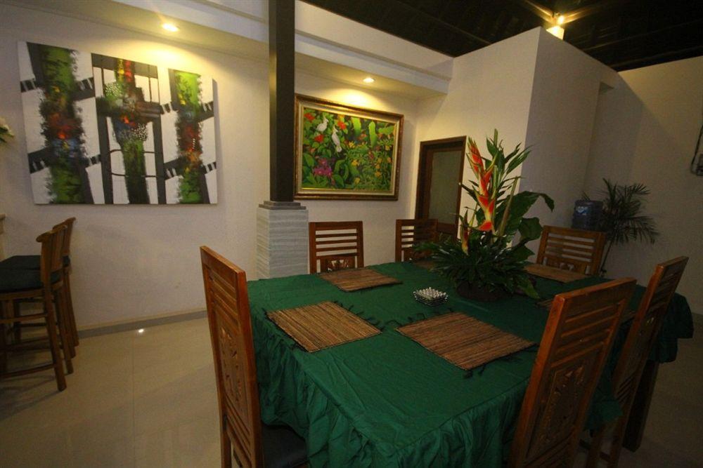 Kubal Villa Seminyak Buitenkant foto