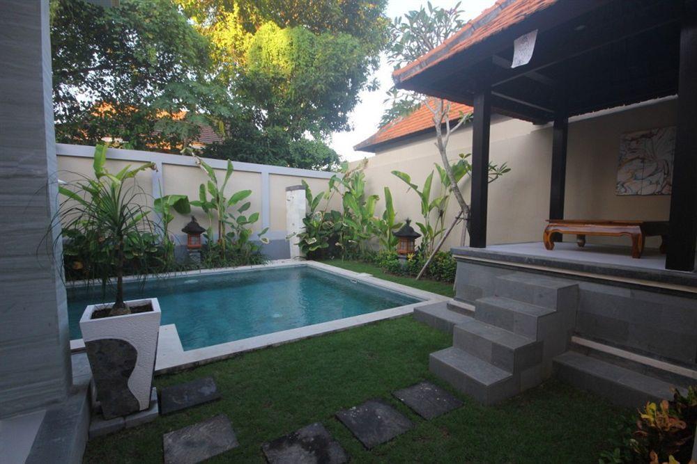 Kubal Villa Seminyak Buitenkant foto