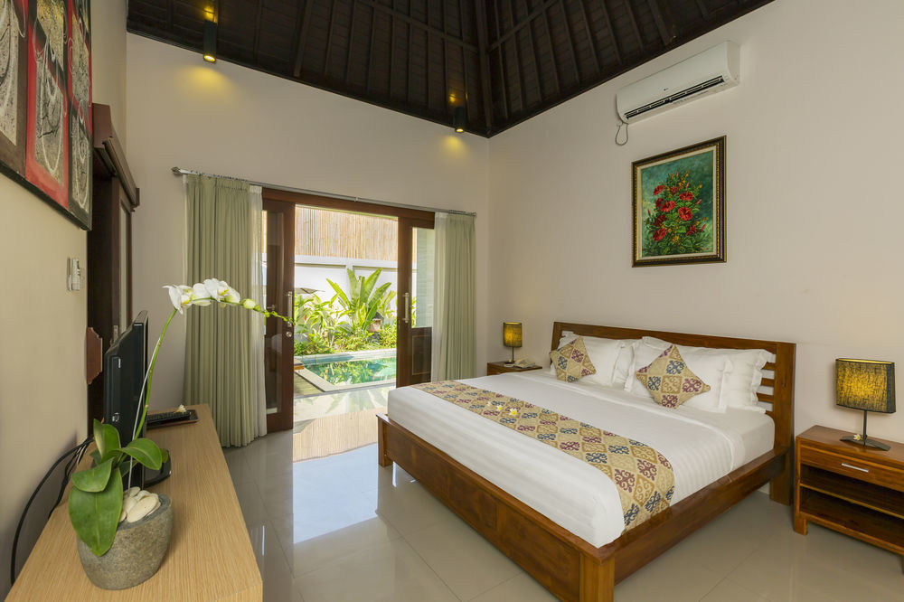 Kubal Villa Seminyak Buitenkant foto