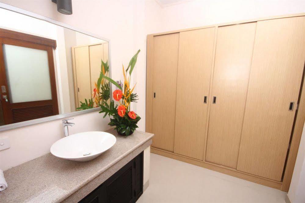 Kubal Villa Seminyak Buitenkant foto